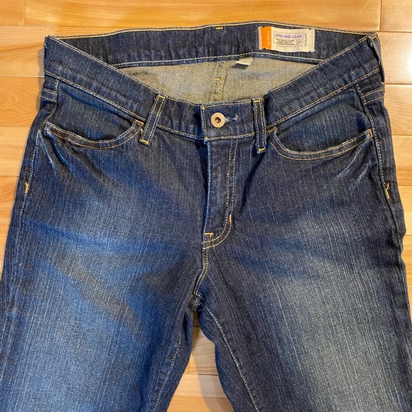 ⭐️HP⭐️ GAP Long & Lean Flare Leg Jeans - Picture 3 of 8